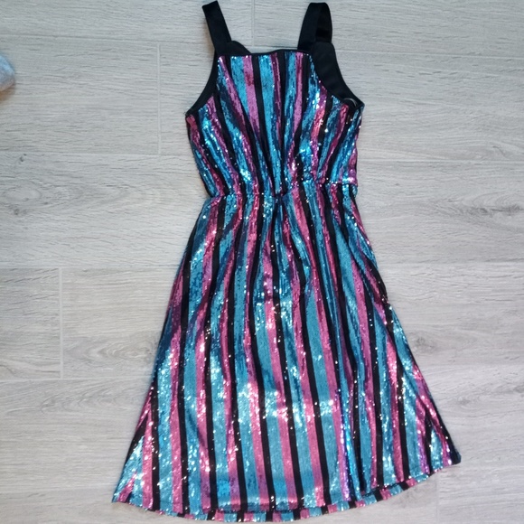 Gianni Bini Girls Sequined Holiday Party Dress - Picture 6 of 7